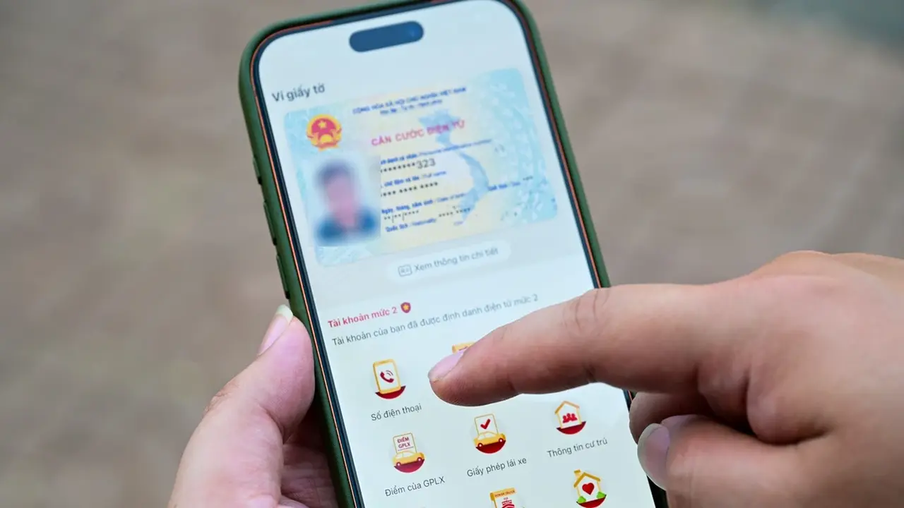 آلية التحقق من ملكية شريحة SIM عبر تطبيق VNeID بدءاً من 15 أبريل